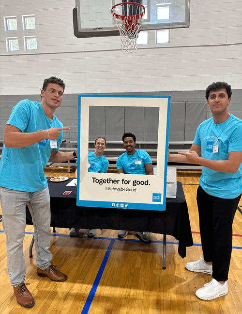 Charles Schwab Customer Relationship Management CRM Interns